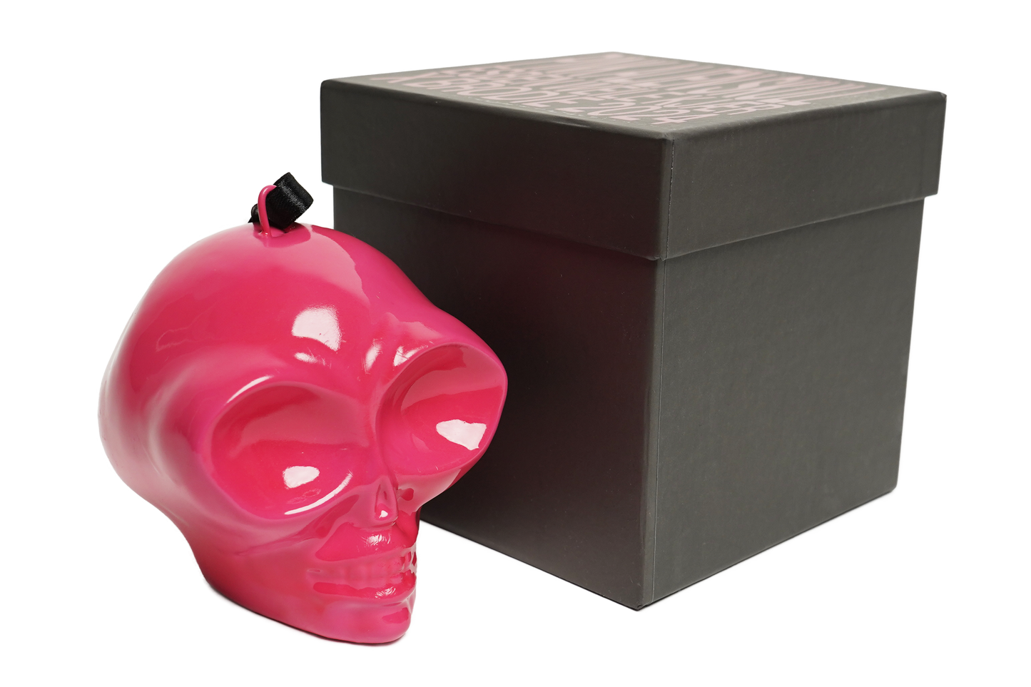 PINK ALIEN SKULL