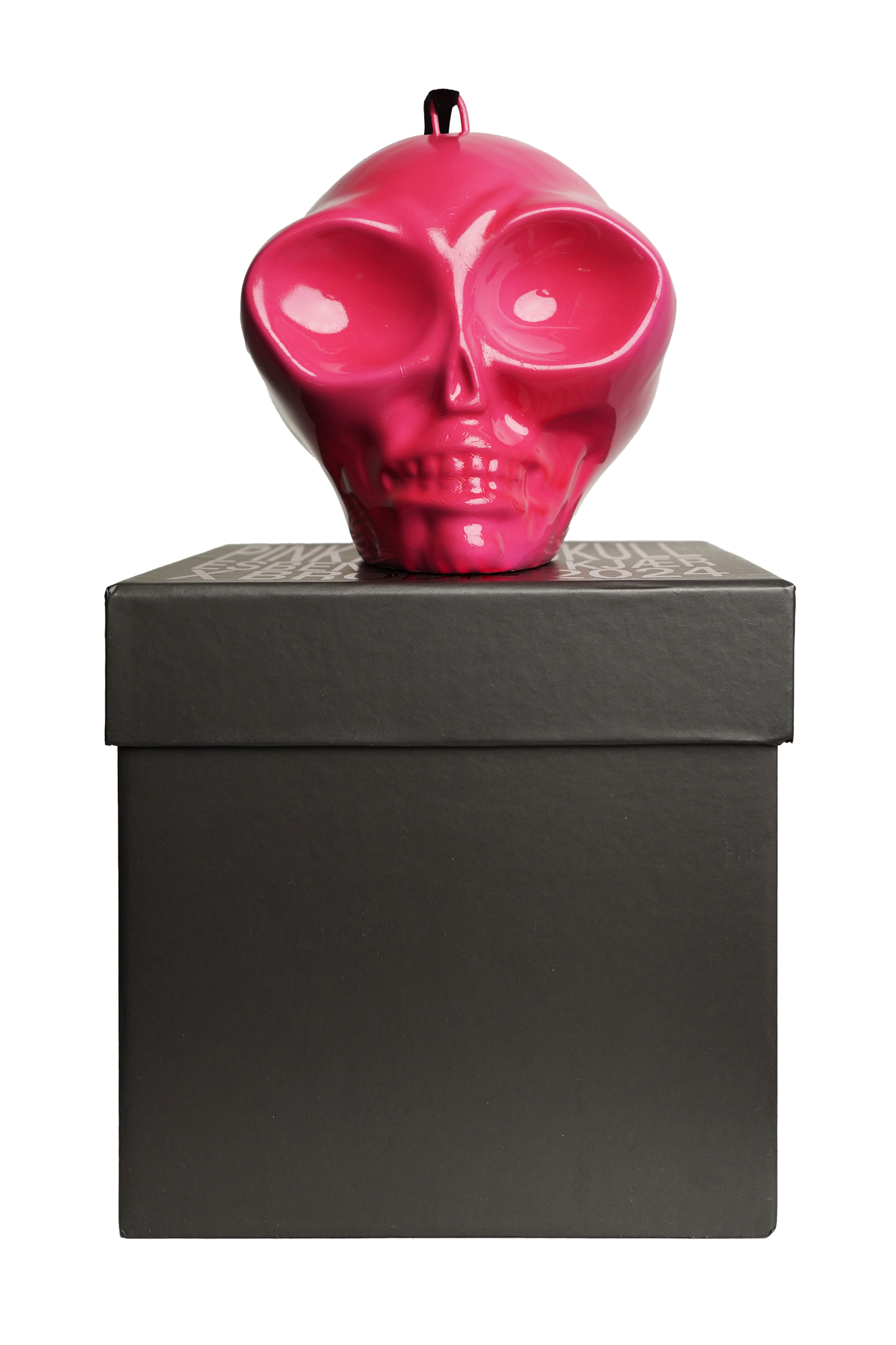 PINK ALIEN SKULL